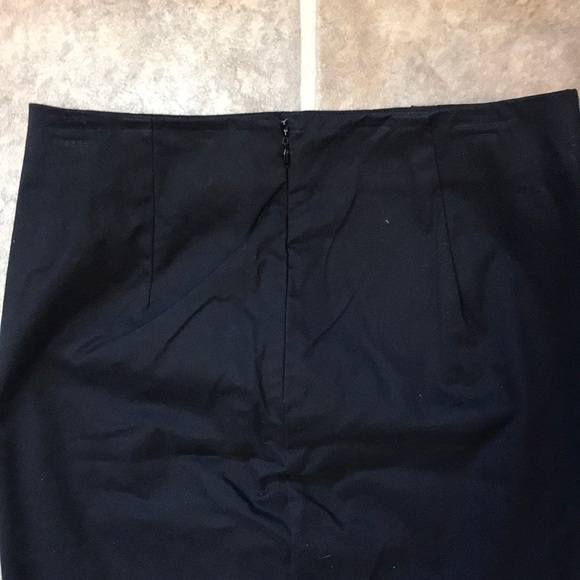 NWT Pencil Skirt - Picture 4 of 4